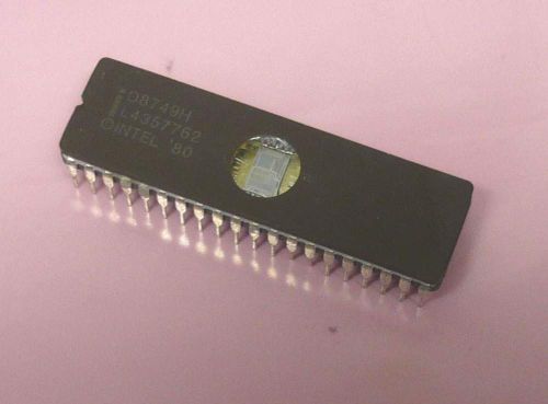 Vintage Intel D8749H CPU Chip With built-in EPROM Straight Pins Gold