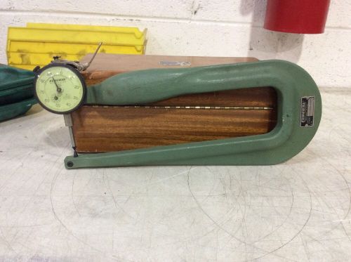 Federal Thickness Gage Model KP-125R-2