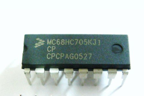 500 Pcs MC68HC705KJ1CP  MOTOROLA, IC DIP - Factory New, Original Tubes