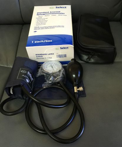 Standard manual aneroid sphygmomanometer, latex, child size, color navy # 1703 for sale