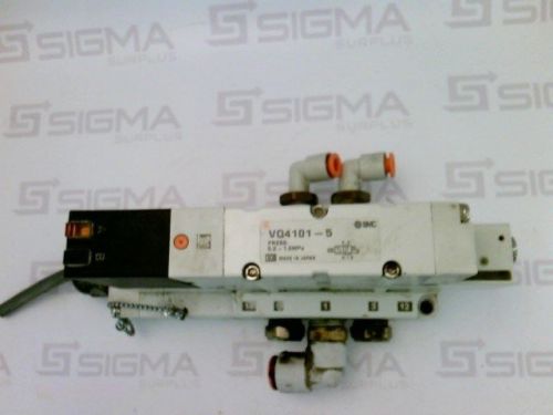 Smc vq4101-5 solenoid valve w/vvq4000-20a-1 pneumatic valve and bank for sale
