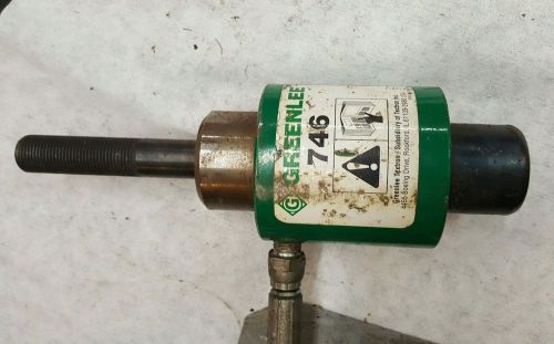 Greenlee 767 Hydraulic Knockout Pump &amp; 746 Ram