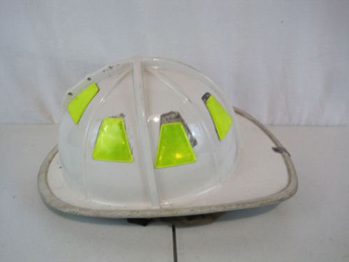 Cairns Firefighter White Helmet Turnout Bunker Gear Model 1010 (H0211