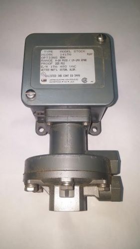 United Electric Controls 105 Series Pressure Controller Industrial Grade 14158