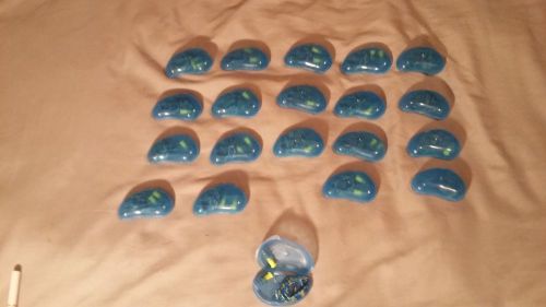 LOT OF 20 PR. OF FUSION BY HOWARD LEIGHT EARPLUGS
