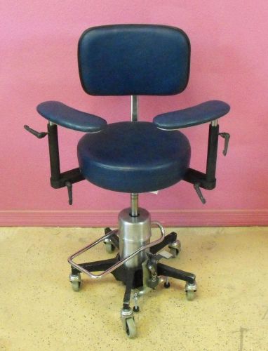 Reliance 558 Hydraulic Surgeon Dental Stool Chair w/ Surgical Procedure Rest