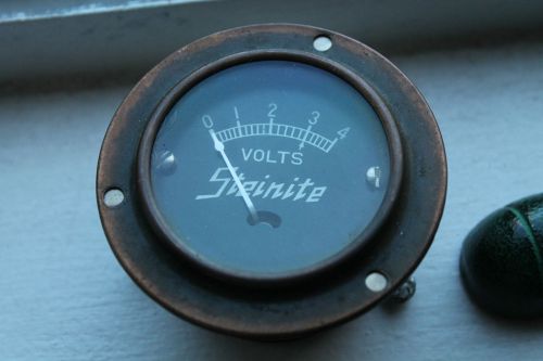 Vintage  Steinite   4  Volt  Gauge     WORKS !!