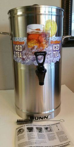 Bunn Tea Dispenser round 3.5 GAL. W/Stainless steel lid