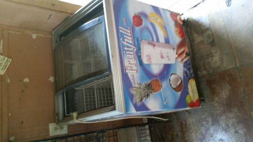 Ice cream display merchandiser freezer frozen pops sandwiches packaged foods