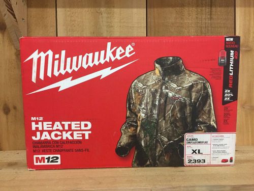 Milwaukee m12 2393-xl cordless men&#039;s heated jacket kit, x-large, noise reducing for sale