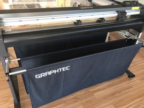 GRAPHTEC FC8000-130 54&#034; wide Cutter Plotter mimaki roland summa