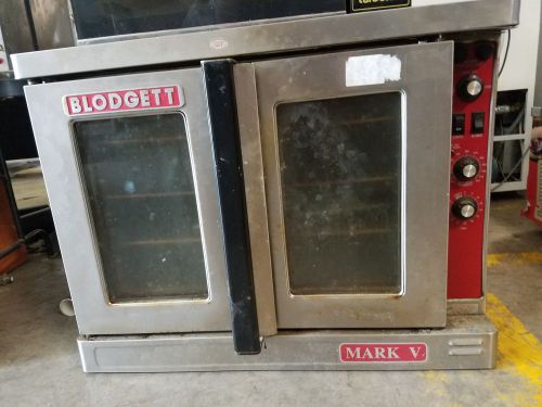 Used Blodgett MARK-V Single Deck Electric Convection Oven With Legs 1 or 3 Phase