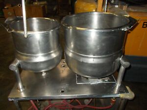 Crown Dual Tilting Steam Kettles DC5  and DC10