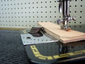 PFAFF INDUSTRIAL STRENGTH SEWING MACHINE HEAVY DUTY LEATHER, CANVAS, UPHOL. MINT
