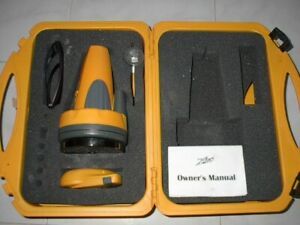 RoboToolz Robo Laser RB01001 Self Leveling W/Remote &amp; Case