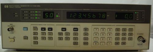 Hp /  agilent 8657a signal generator  (100khz to 1040mhz) for sale