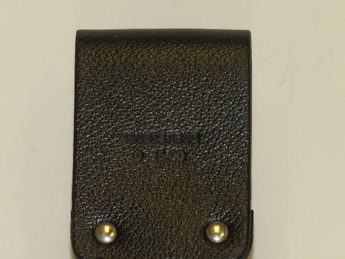 Motorola Leather Belt Loop 4205857B05 Used 2.5&#034; Belt Loop Swivel Case