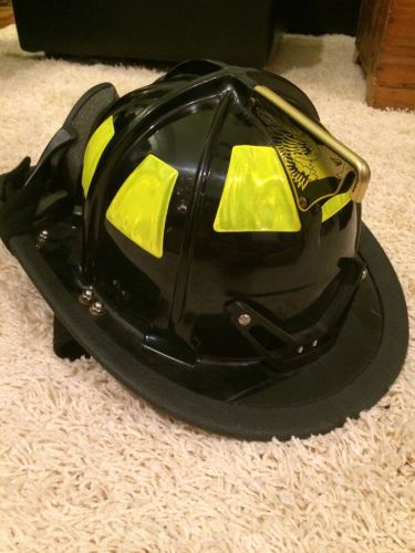 Black Cairns 880 Traditional Firefighter Helmet