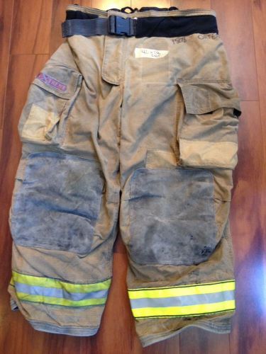 Firefighter pbi gold bunker/turn out gear globe g extreme used 42w x 28l 2005 for sale