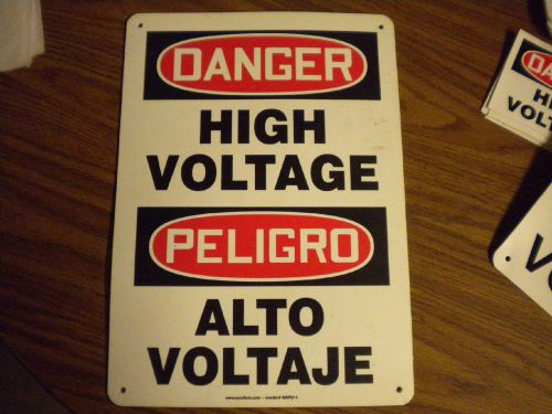 Danger High Voltage Sign English/ Spanish- 10&#034;X14&#034; Plastic