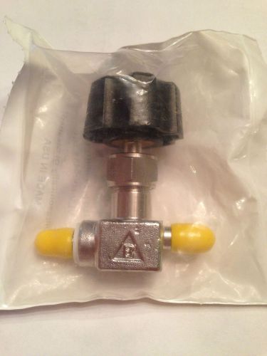 1 NEW STAINLESS STEEL GasFlo PRODUCTS PACKED NEEDLE VALVE VLV-NV-54SS-MH