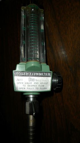 O2 FLOWMETER, green body,used, 1-15 lpm, AIRCO, with DISS fem Connector hex