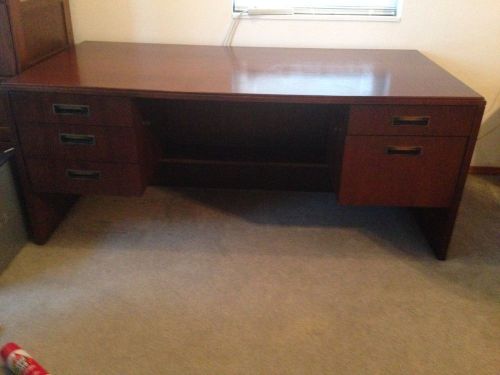 Hon office desk 72wx36dx29h mahogany for sale