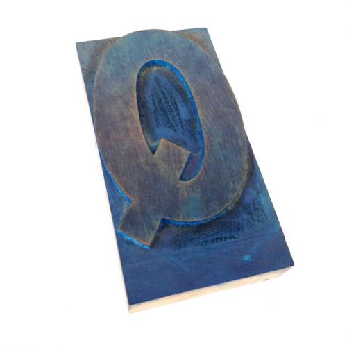 Letter q chunky vtg wood type 5&#034; letterpress printer&#039;s block industrial for sale