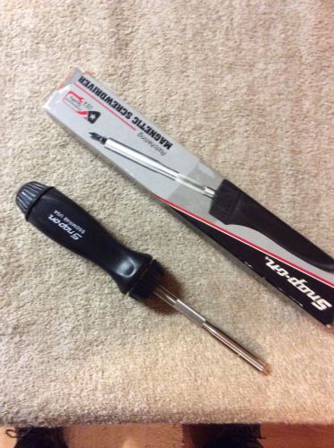New Snap-On Black Hard Handle Ratcheting Ratchet Screwdriver With 5 Bit&#039;s
