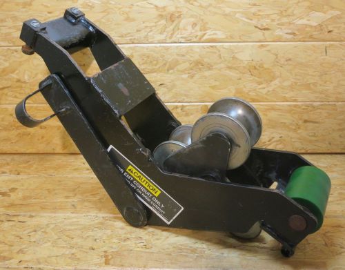 Greenlee 555 roller support arm 1 1/2&#034; - 2&#034; emt conduit pipe bender machine shoe for sale