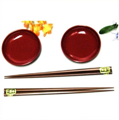 2 Japanese RED/BLK Lacquer Sauce Dipping Dishes + 2 Pair Hardwood Chopsticks NEW