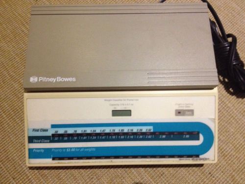 Pitney Bowes Two Pound / 32 Ounce Capacity Postal Scale ~ Model B250