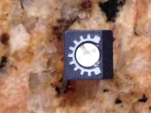 306UC100B – 10 ohm miniature 6mm square cermet trimmer potentiometer