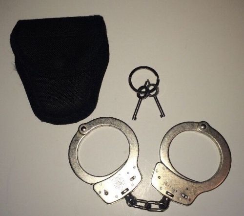 Smith And Wesson Model 100 Handcuffs Two Keys And Bianchi Case