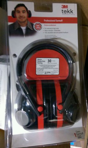 3M Tekk Protection NRR 30DB Professional Earmuff new nib noise reduction gun