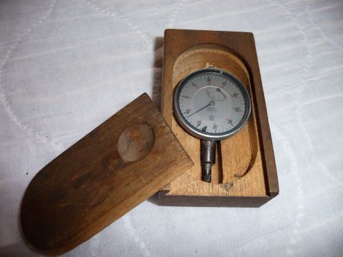 Carl Mahr Vintage Dial Indicator 0.01 MM Graduations --  precision measurement