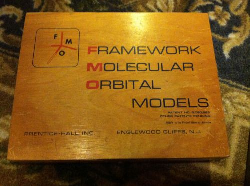Vintage Framework Molecular Model kit, Wooden Box, Prentice Hall, GREAT SHAPE!