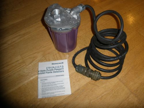 Honeywell c7012e1161 purple peeper uv flame detector for sale