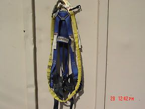 FALL TECH FULL BODY SAFETY HARNESS WITH SHOCK ABSORBING LANYARD