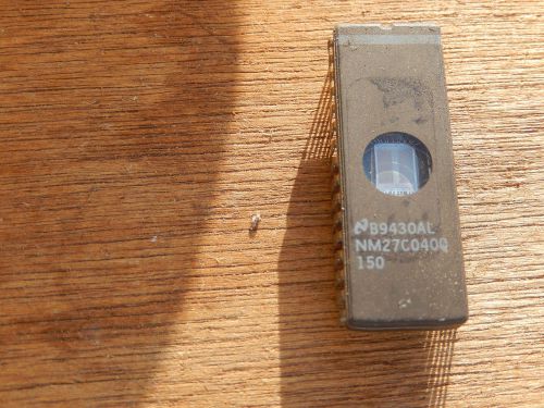 1 psc NM27C040Q-150  Vintage EPROM IC CHIP  Cf3-16