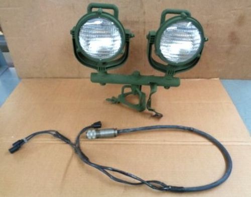 2624346 Flood Light Assembly Contruction Project Painting Lights Great Cond