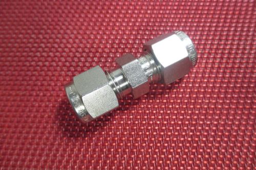 Swagelok® 1/4&#034; tube od x 1/4&#034; tube od union 316 stainless steel straight fitting for sale