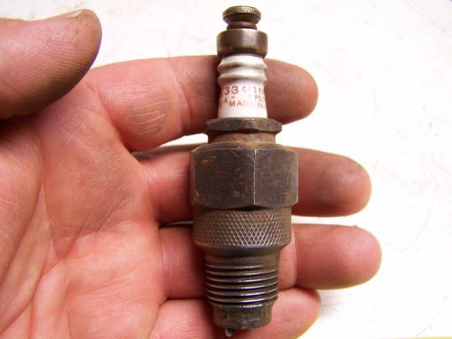 Old CHAMPION 33 GAS ENGINE SPECIAL Spark Plug Hit Miss Steam Tractor  Oiler WOW