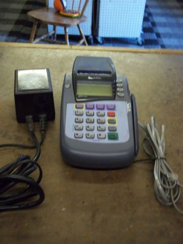 Verifone Omni 3200 Credit Card Terminal  with Power Supply