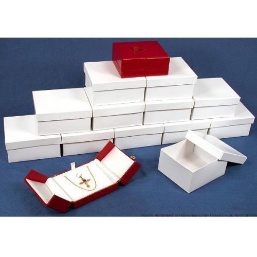 12 Red Pendant Boxes with Snap Lids 3 1/2&#034;