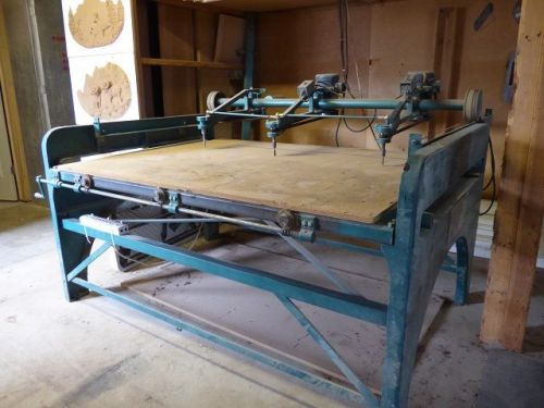 Dulpicator wood carving machine