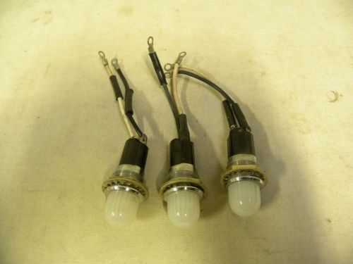(3) Vintage DIALCO Panel Mount Pilot Indicator Lights Lamps 75W 125V (A5)