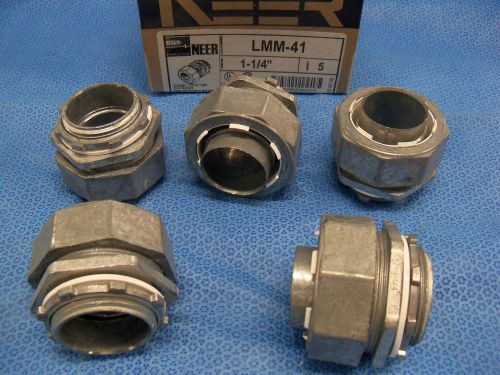 (20) EGS NEER LMM-41 1-1/4&#034; Straight Liquid-Tight Connectors 4 Boxes of 5 NEW