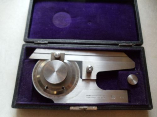 Brown and sharpe bevel protractor angle finder w/ 6&#034; blade and case # 496 for sale