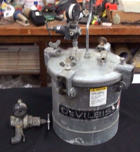 Devilbiss 2 gallon pressure pot for sale